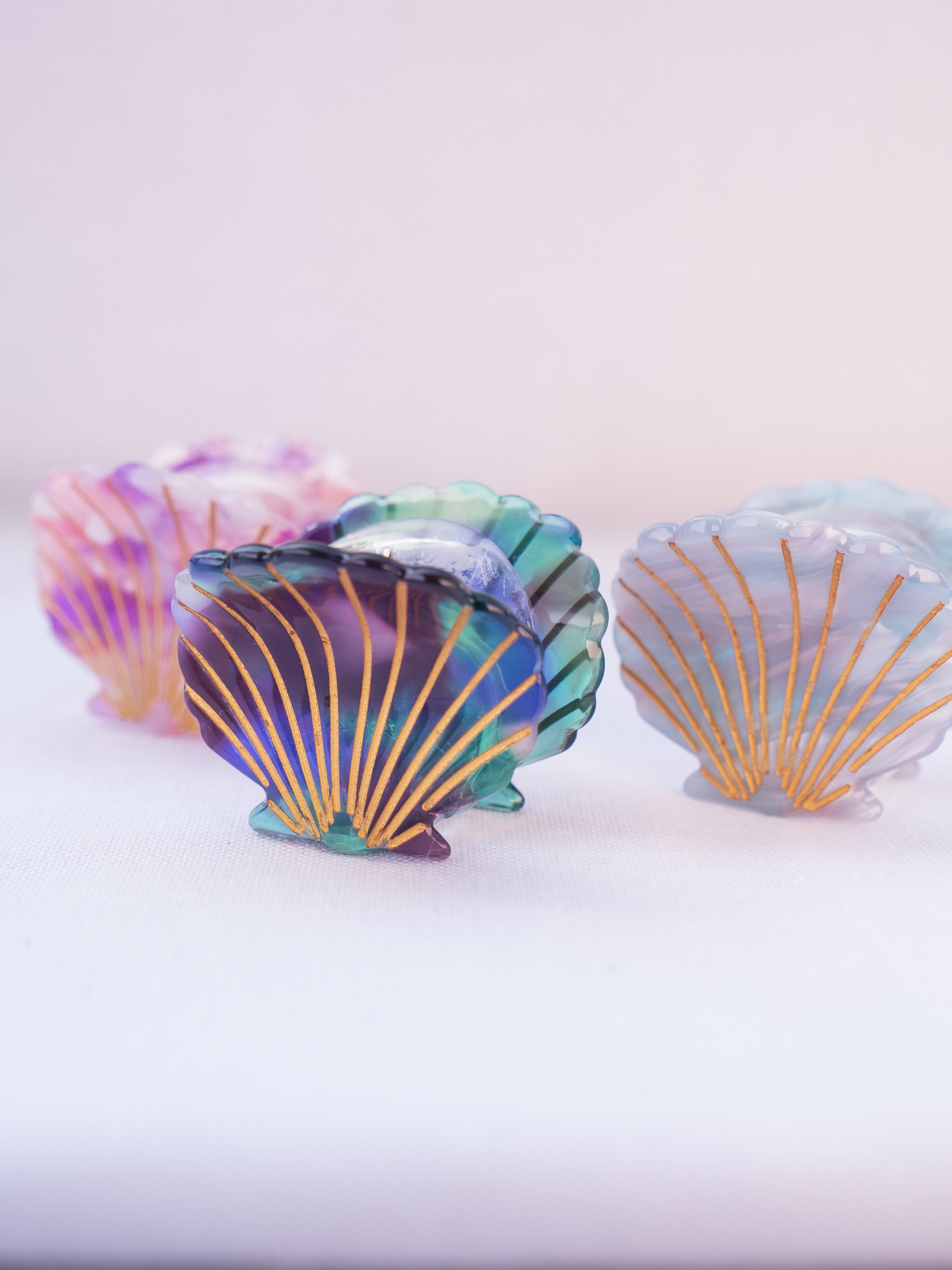 San Diego Scallop Seashell Hair Clip